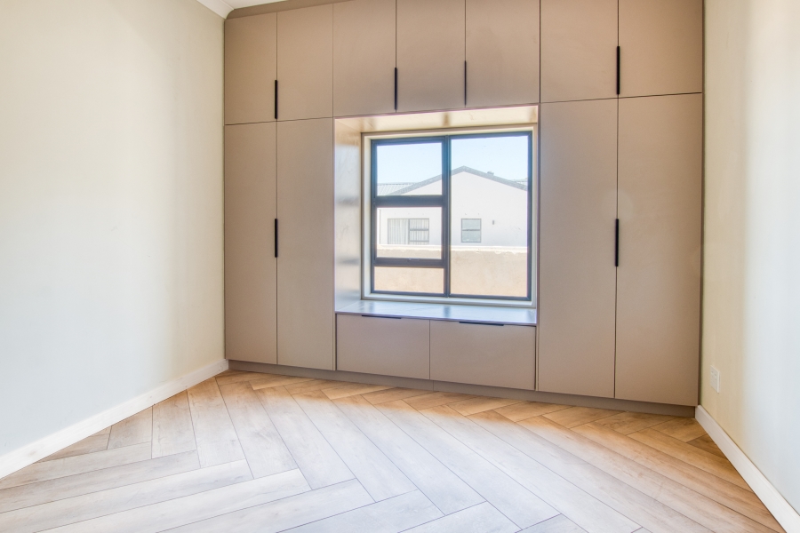 3 Bedroom Property for Sale in Mzuri Estate Western Cape